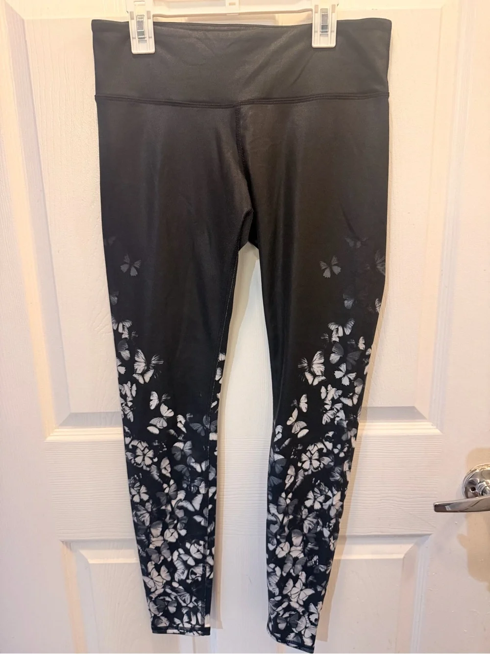 ALO Yoga Black Leggings with White Butterfly Print